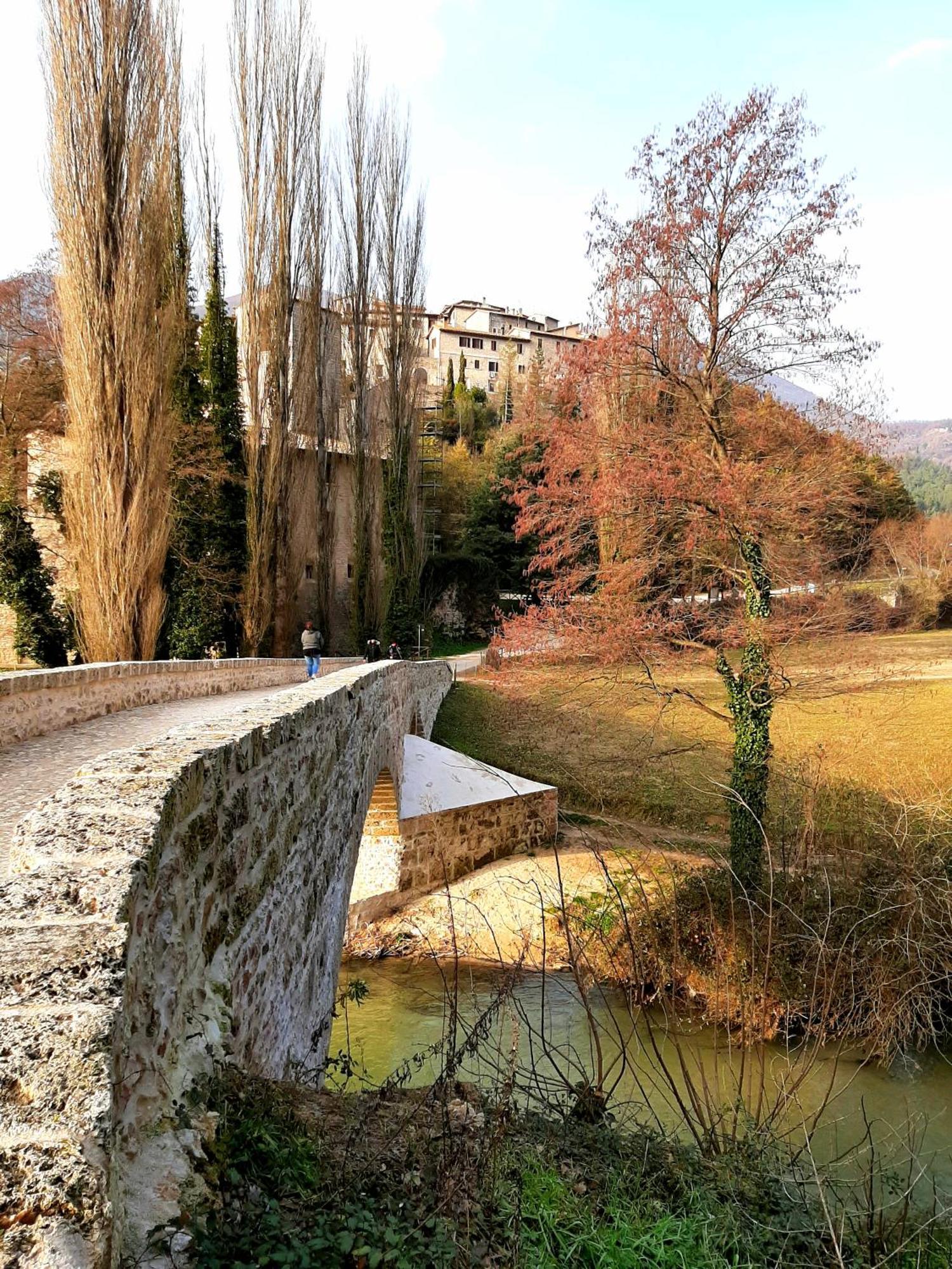 B&B Dell'Osteria SantʼAnatolia di Narco Buitenkant foto